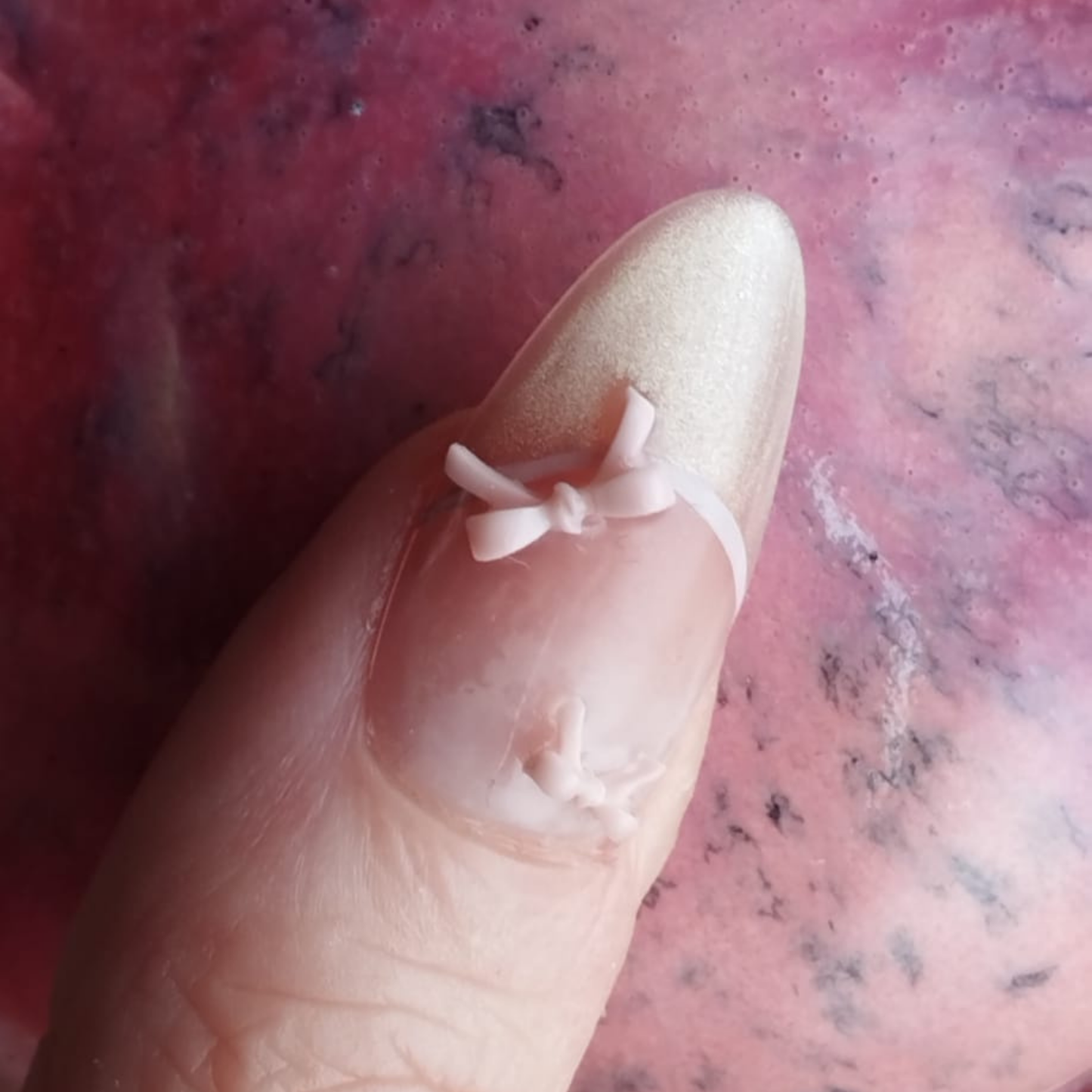 Milk Bow — Press-On Nails