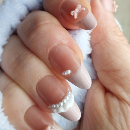 Milk Bow — Press-On Nails